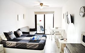 Cosmocom Apartments In Tenerife